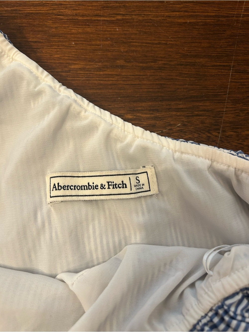 Abercrombie & Fitch White and Blue Off-Shoulder Top - Picture 2 of 2